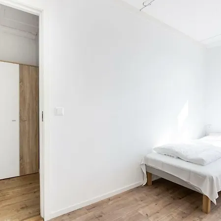 Posh Area, Amazing Panorama View + Balcony,parking 3br